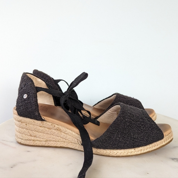 UGG Women's Classic Black Delmar Espadrille Wedges - Picture 3 of 13